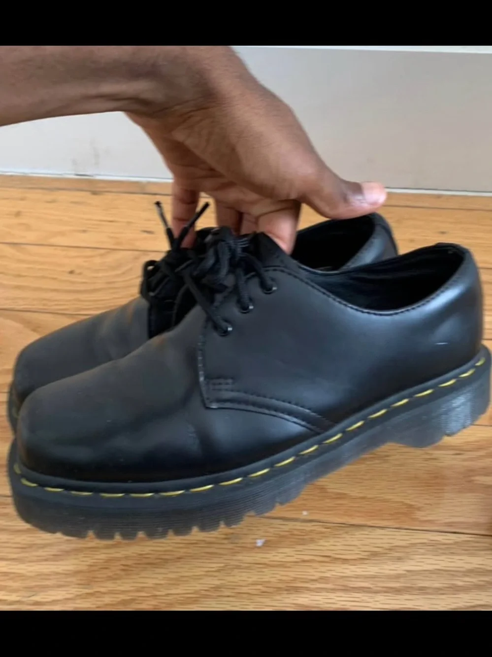 Dr. Martens classic black